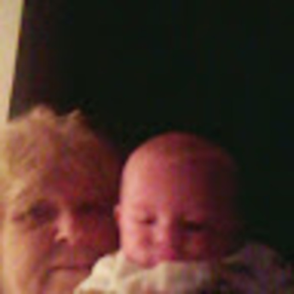 Meet your Posher, Ida - Picture 1 of 1